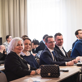 Zväčšiť fotografiu - Európskej komisii predstavili plány aj problémy vyplývajúce z transformácie regiónu - TSK_EK Zvolen_mini-4